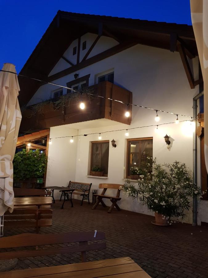 Sommer Panzió Balatonföldvár Exterior foto