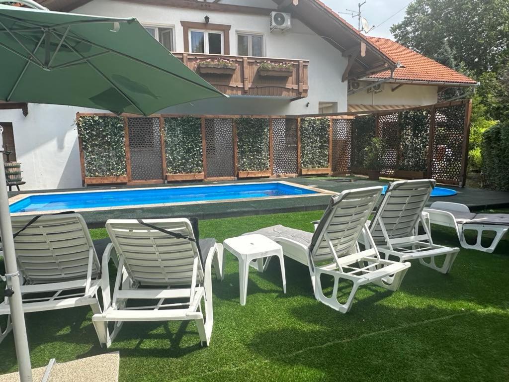 Sommer Panzió Balatonföldvár Exterior foto